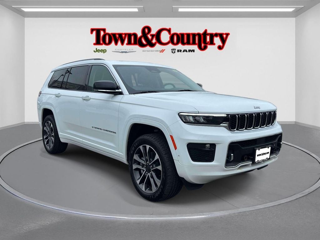 2023 Jeep Grand Cherokee L Overland 4x4 in Bright White Clearcoat — front three-quarter view