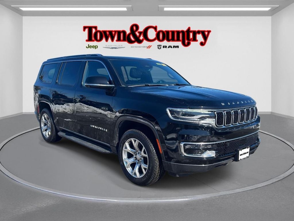 2022 Jeep Wagoneer Series I 4x4 in Diamond Black Crystal Pearlcoat — front three-quarter view