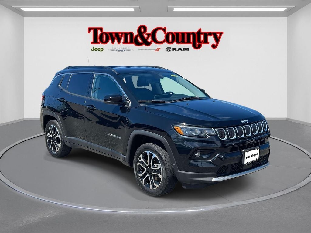 2022 Jeep Compass Limited 4x4 in Diamond Black Crystal Pearlcoat — front three-quarter view
